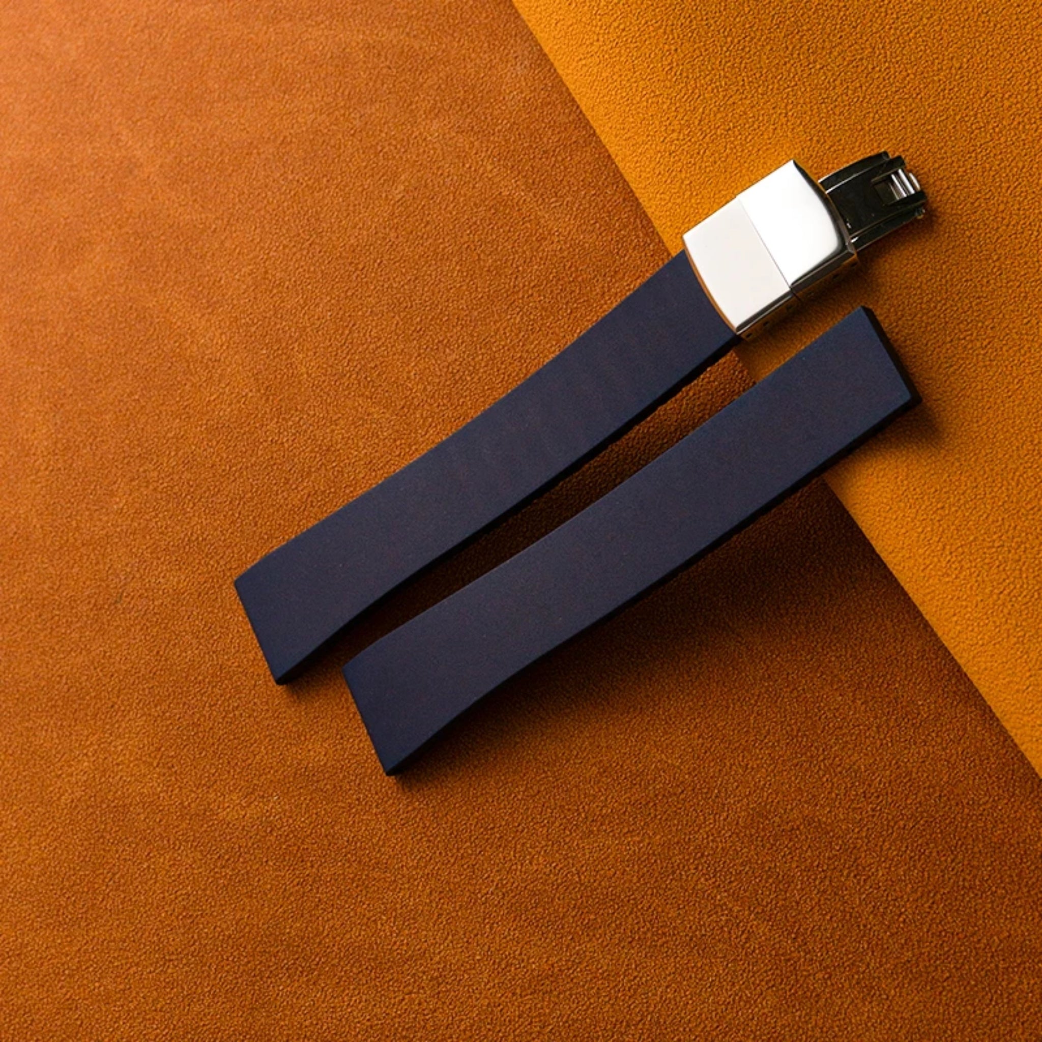 CTS Armband – dunkel Blau – FKM - Kautschuk - Helvetus DE