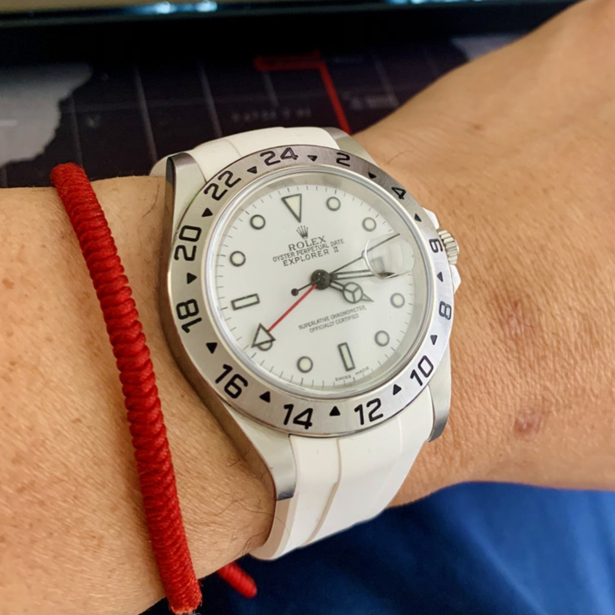 Faltschließe Kautschukarmband für Rolex Explorer II – Weiss - Helvetus DE