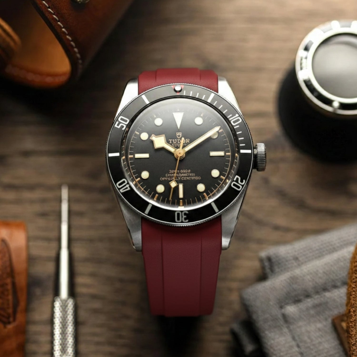 Kautschukarmband - Für alle Tudor Black Bay Modelle - Bordeaux - Helvetus DE