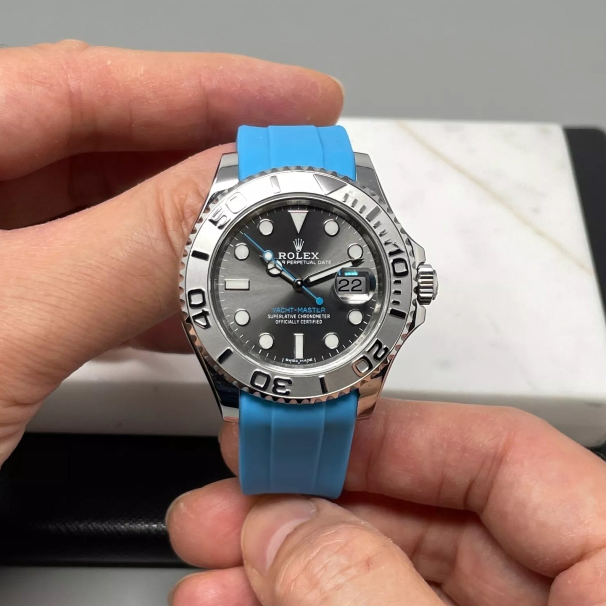 Kautschukarmband für Rolex Yacht - Master 40mm/42mm – Hell Blau - Helvetus DE