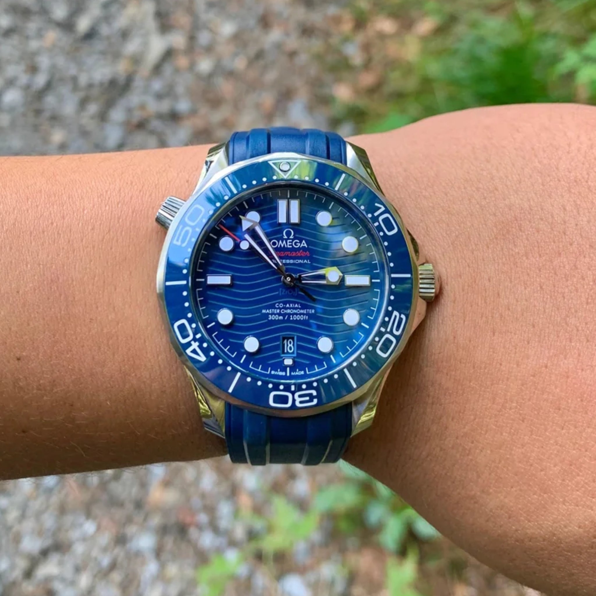Omega Seamaster (Diver) 300M Kautschukarmband – Dunkel Blau - Helvetus DE
