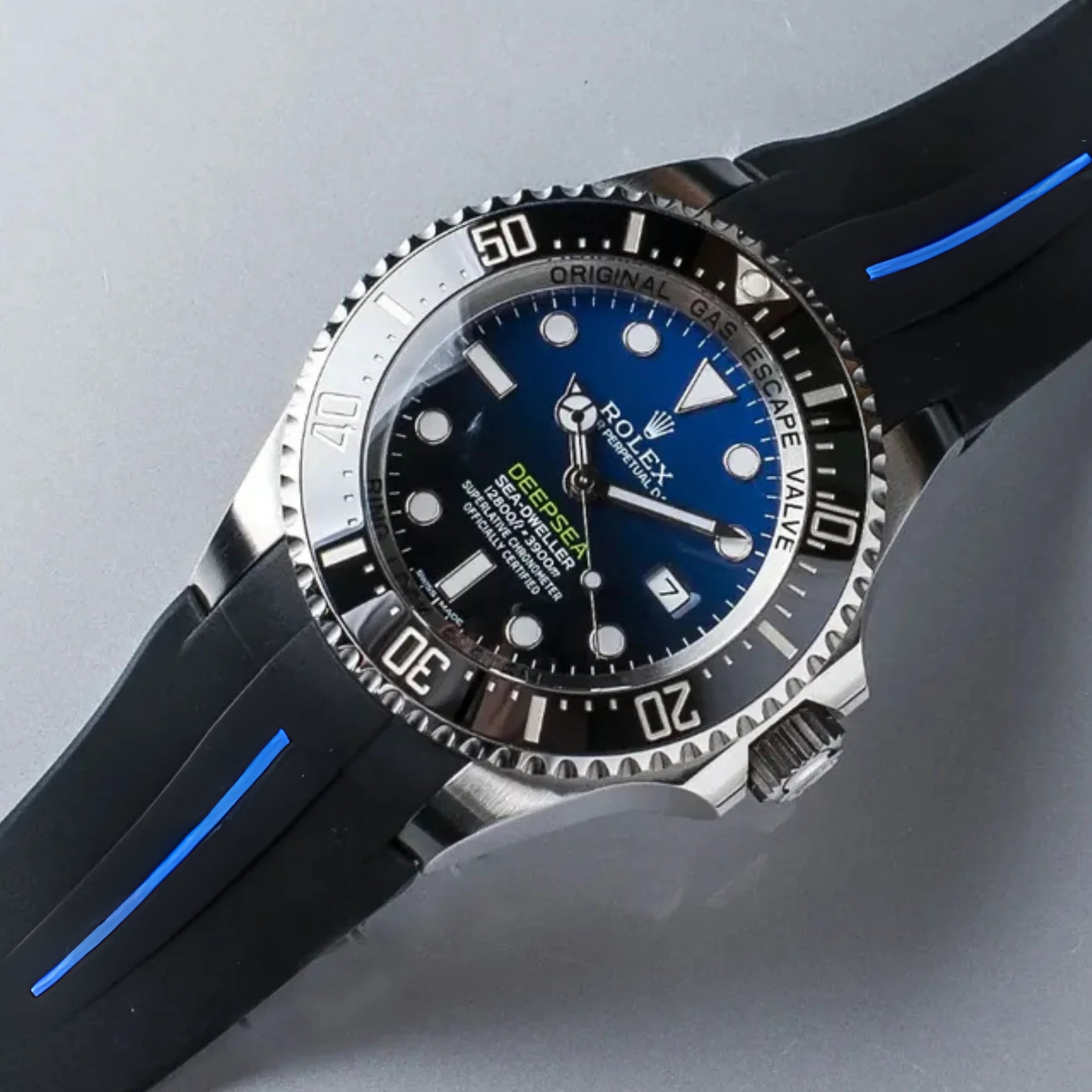 Faltschliessen Kautschukarmband für Rolex Sea - Dweller Deepsea – Schwarz/Blau Linie | LuxLine® - Helvetus DE