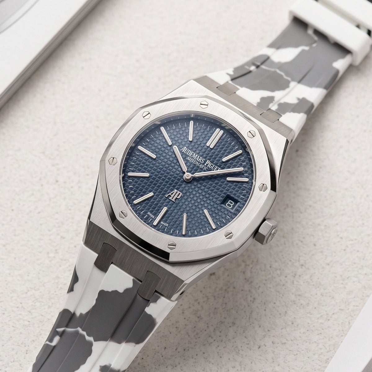 Kautschuk Armband - für alle Audemars Piguet Royal Oak 39mm - Weiss Camouflage - Helvetus