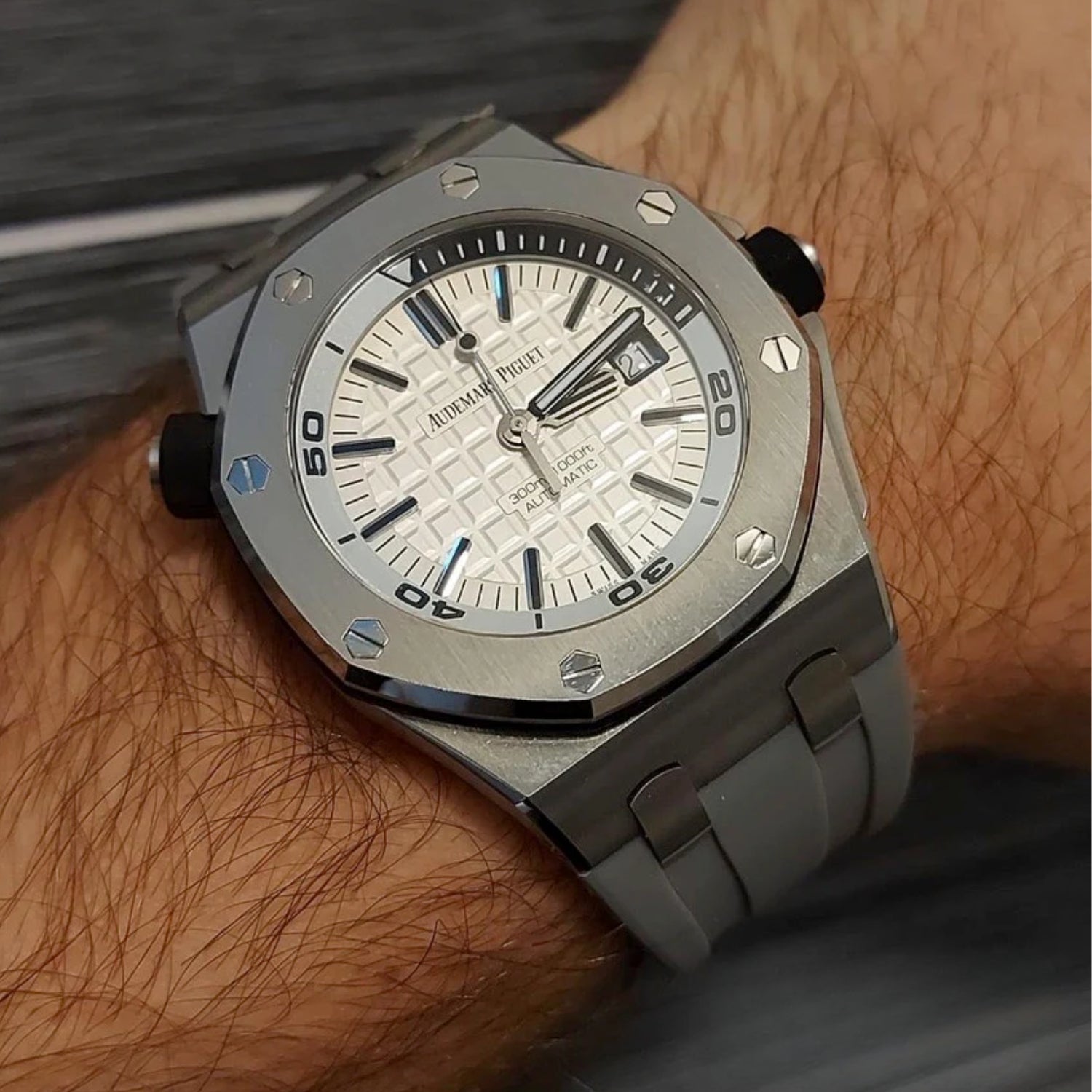 Kautschuk Armband - für alle Audemars Piguet Offshore Diver - Grau - Helvetus DE
