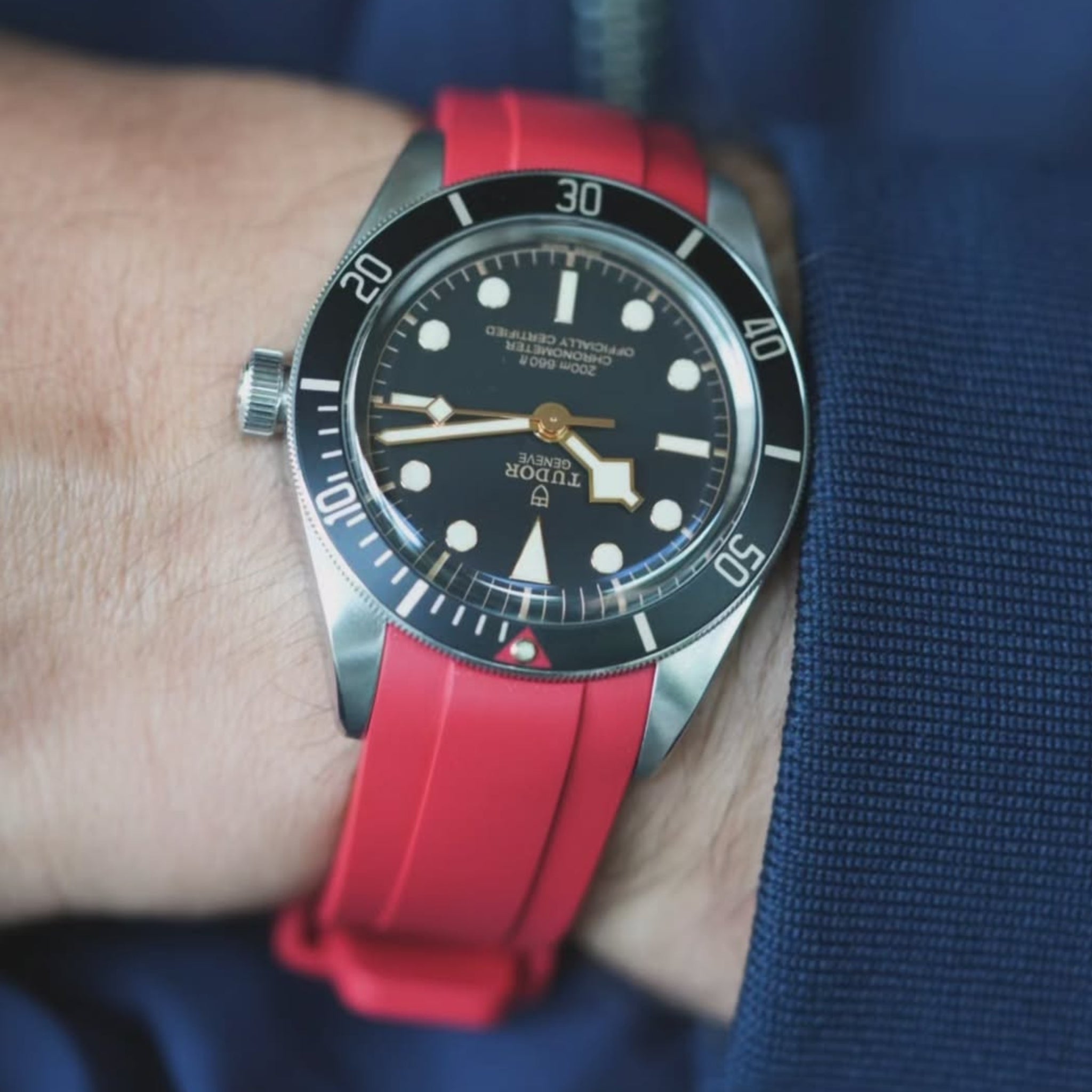 Kautschukarmband - Für alle Tudor Black Bay Modelle - Rot - Helvetus DE