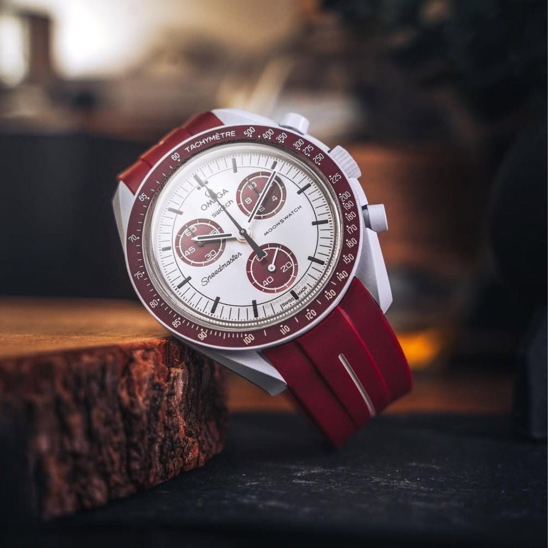 Kautschukarmband – Für Mission to Pluto | Omega X Swatch | MoonSwatch – Rot mit Weißer Linie - Helvetus DE