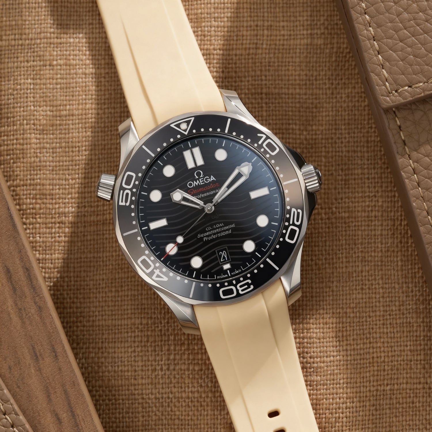 Kautschukarmband – Für Omega Seamaster 300 – Beige - Helvetus DE