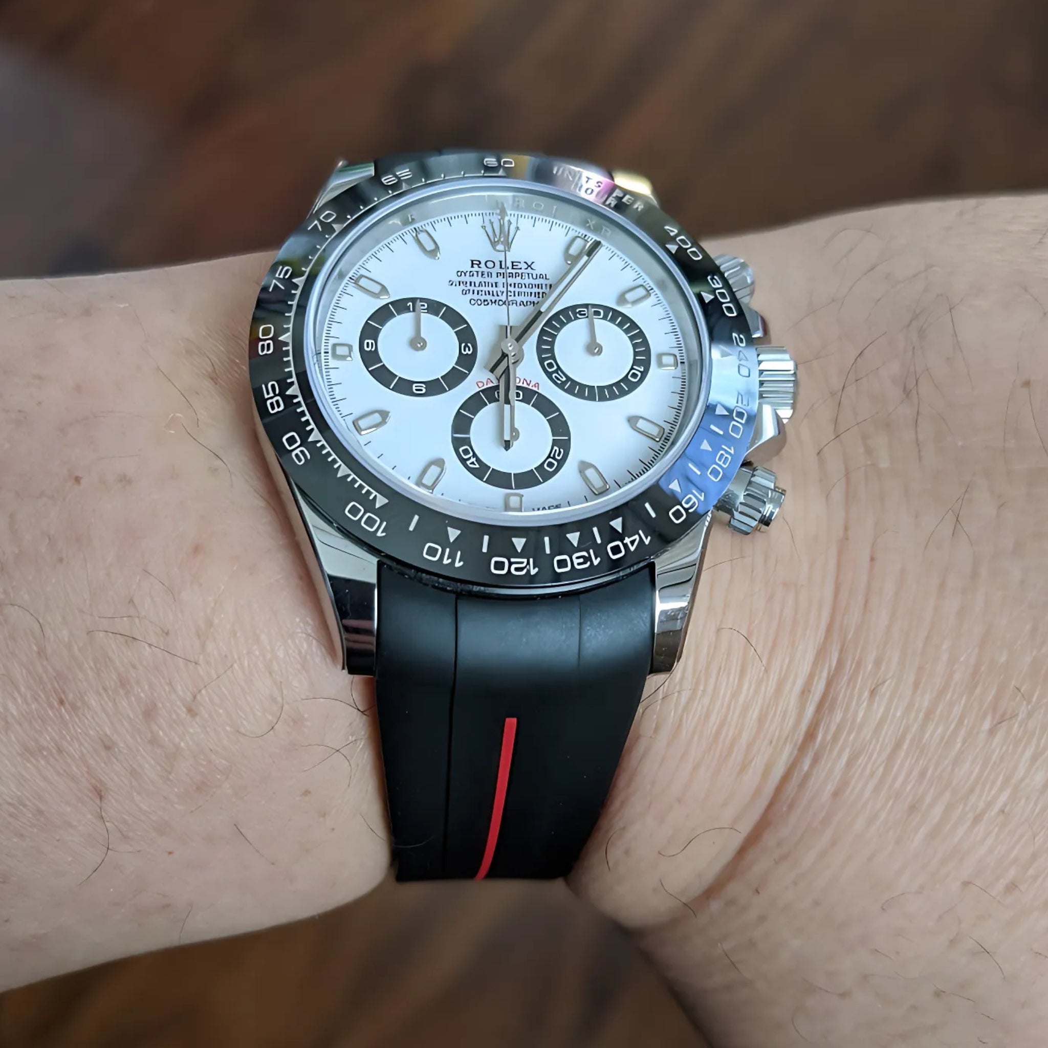 Kautschukarmband für Rolex Daytona – LuxLine® - Schwarz/Rot - Helvetus DE