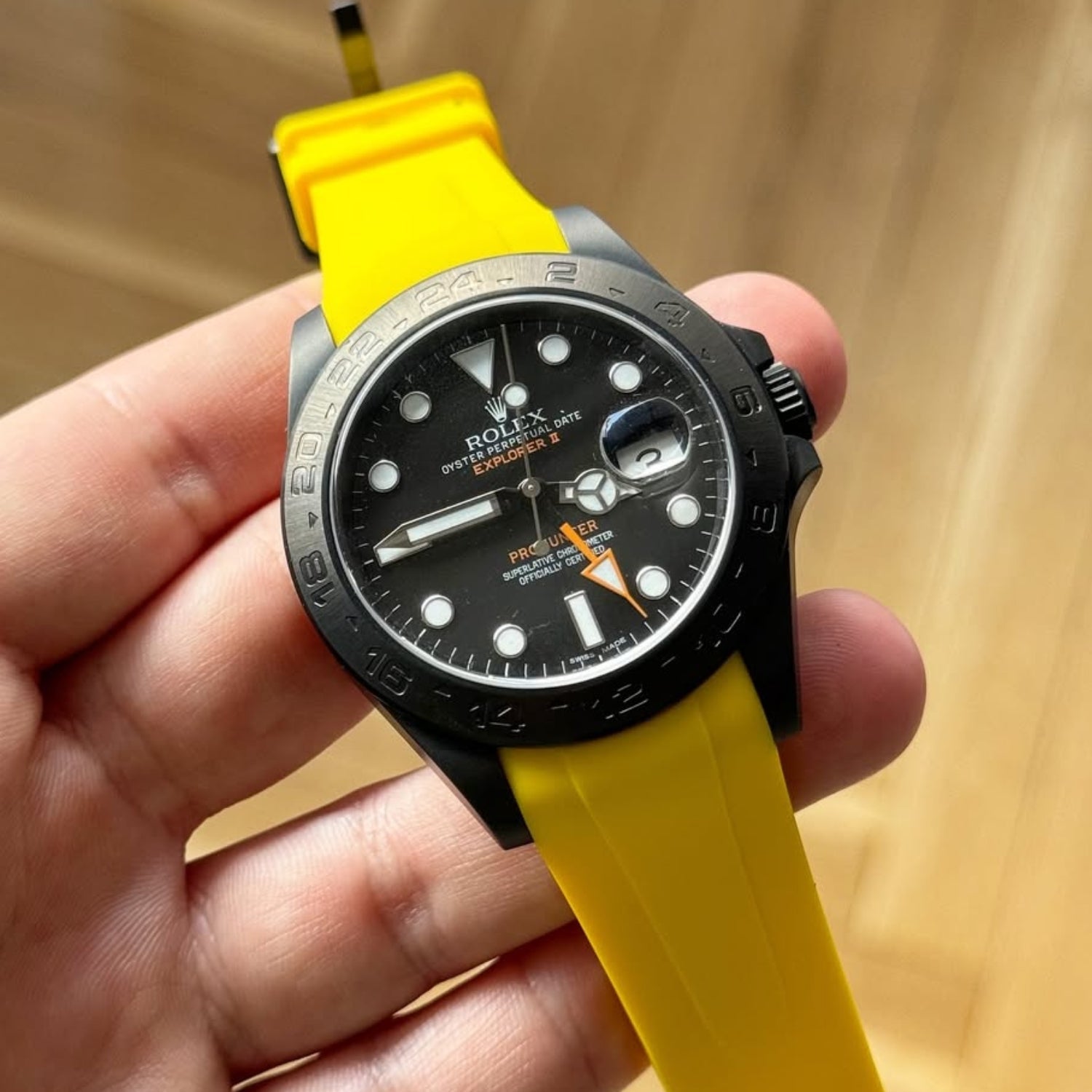 Kautschukarmband für Rolex Explorer II – Gelb - Helvetus DE