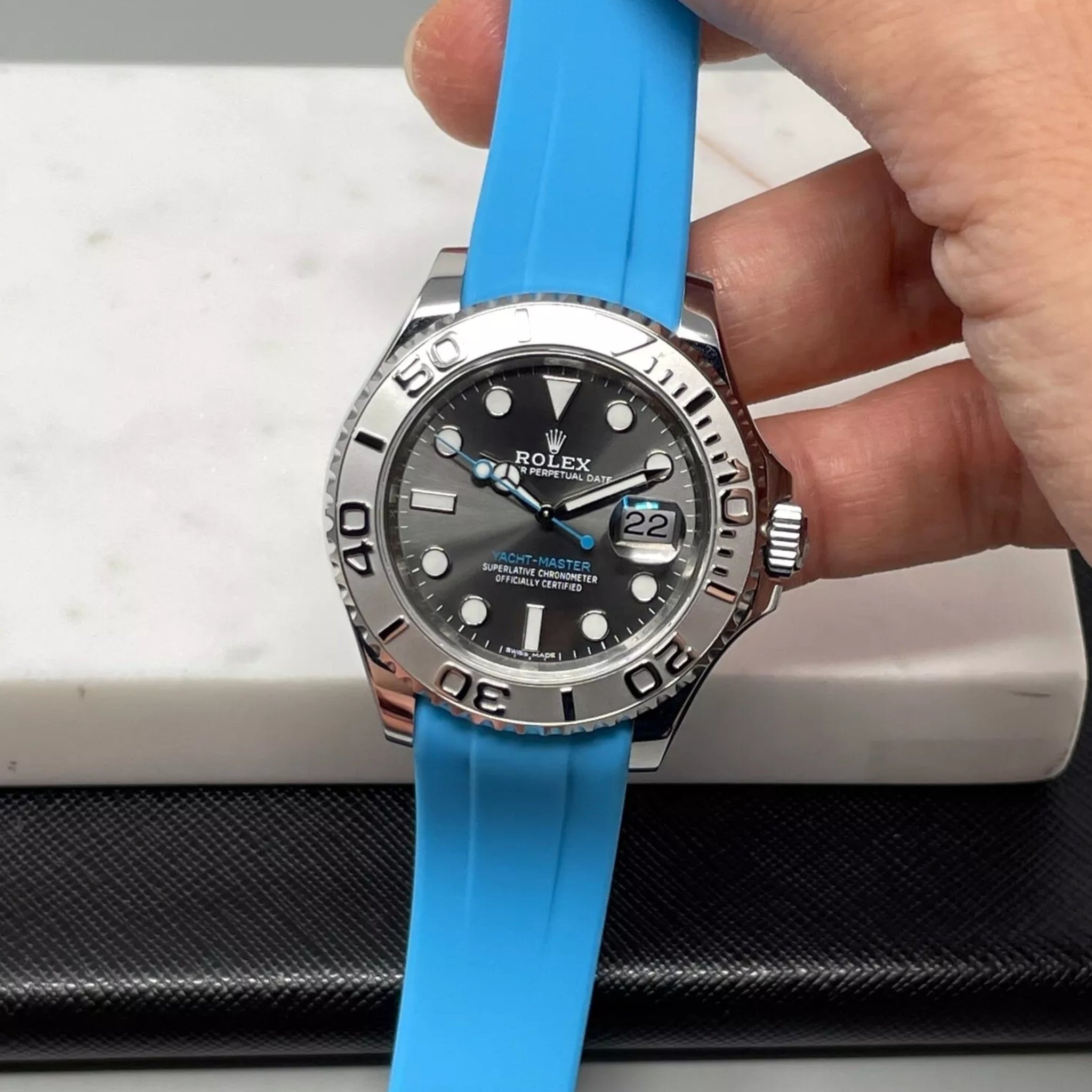 Kautschukarmband für Rolex Yacht - Master 40mm/42mm – Hell Blau - Helvetus DE