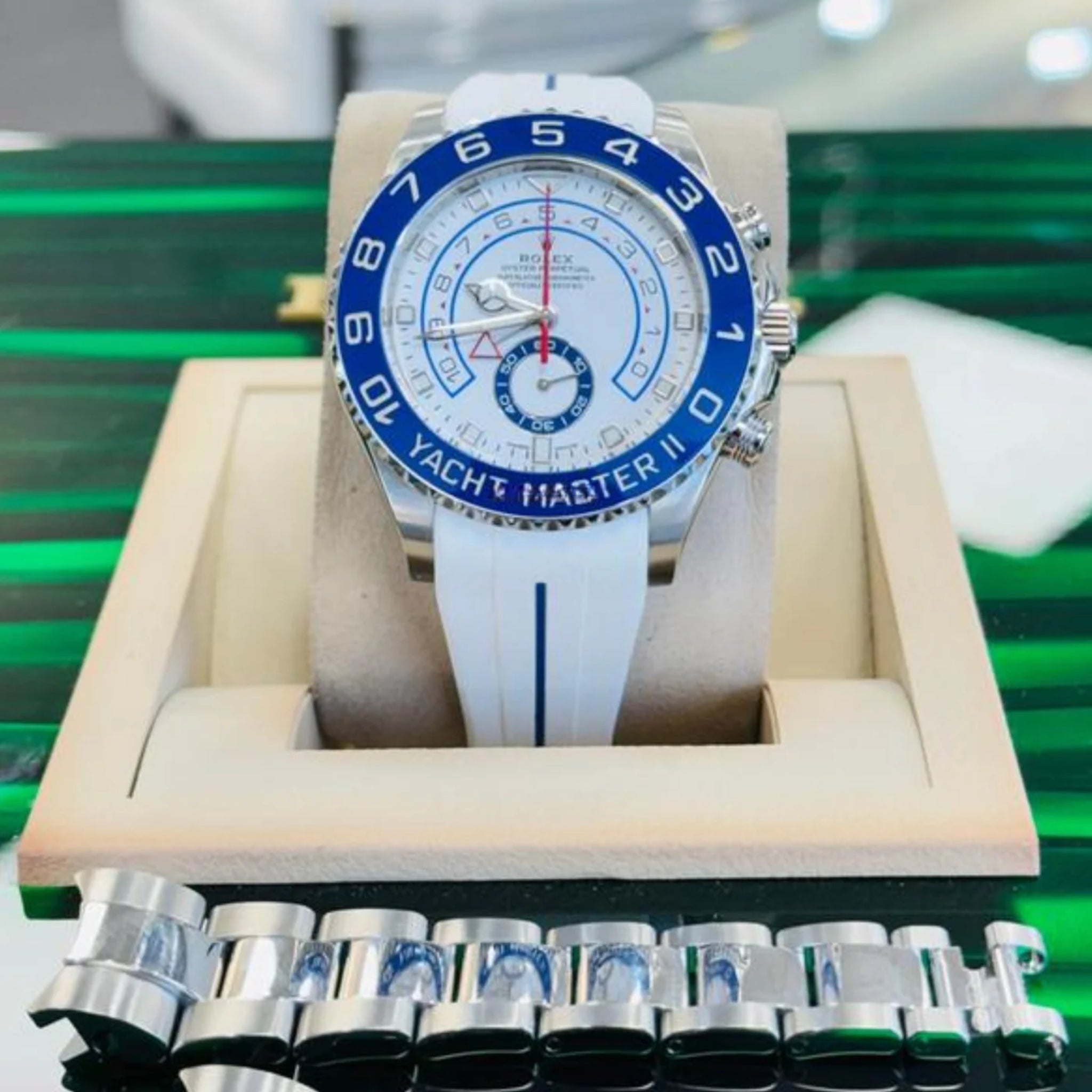 Kautschukarmband für Rolex Yacht - Master II 44mm - Weiss/Blau Linie | LuxLine® - Helvetus DE
