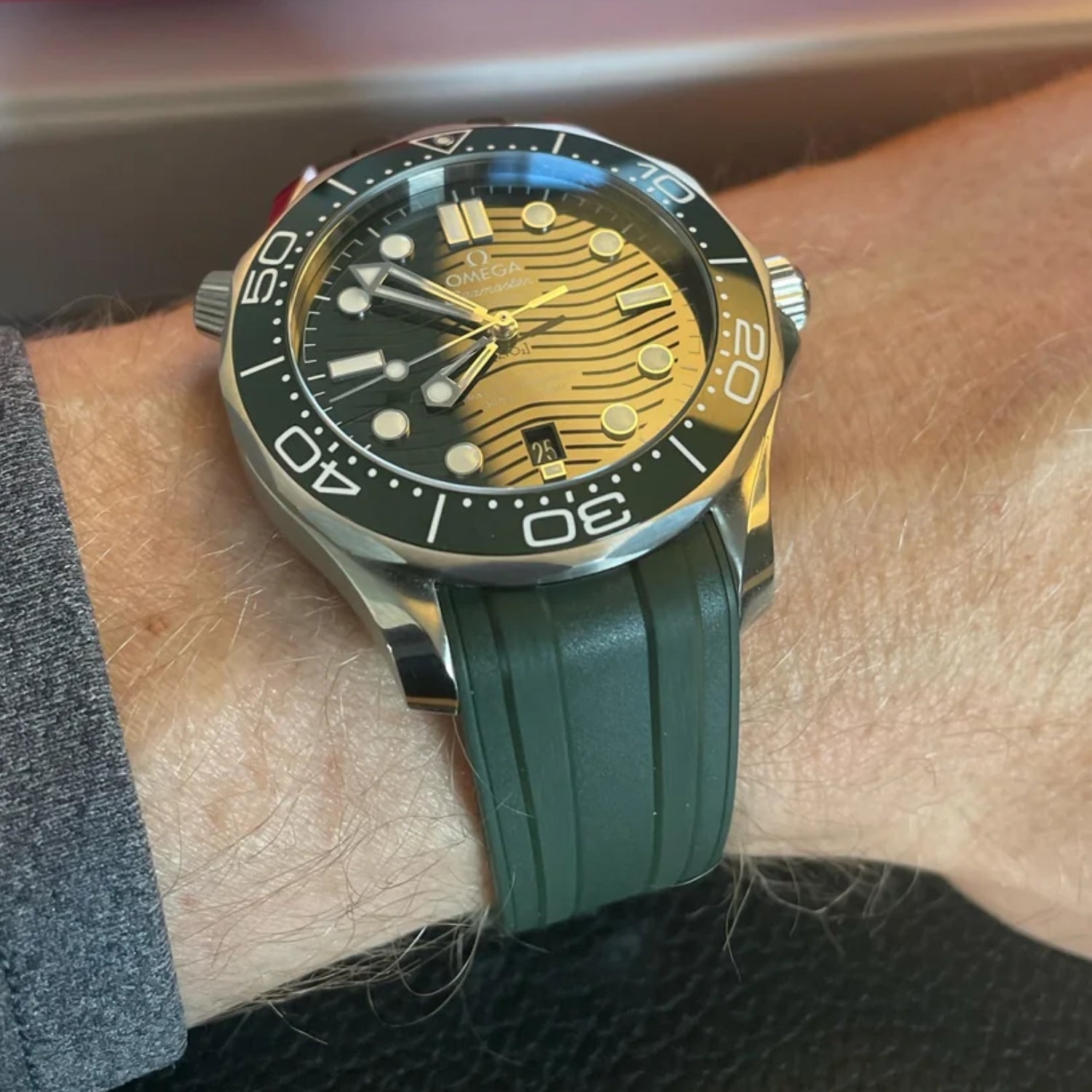 Omega Seamaster (Diver) 300M Kautschukarmband – Grün - Helvetus DE